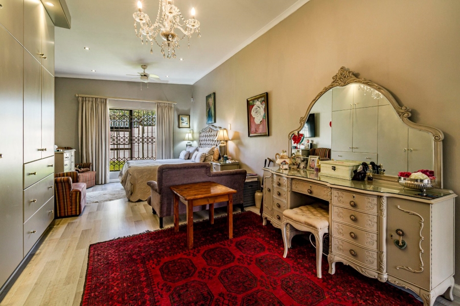 8 Bedroom Property for Sale in Helderberg Estate Western Cape